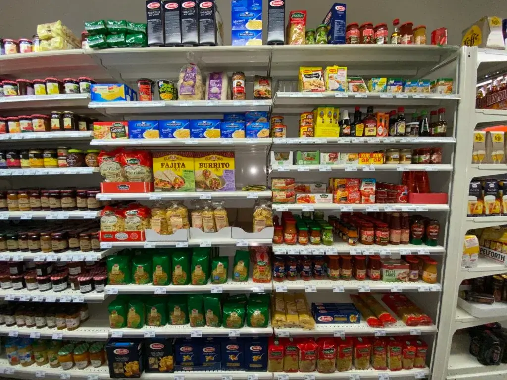 Rayon alimentation générale du Coccimarket Beg Meil